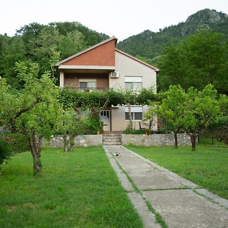Flamingo Villa เวียร์ปาซาร์ ภายนอก รูปภาพ